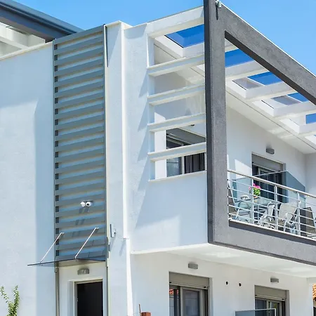 Nymphes Deluxe 3* Pefkohóri