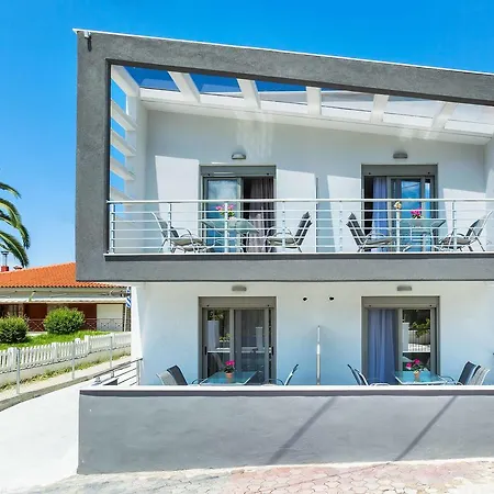 Nymphes Deluxe Pefkohóri