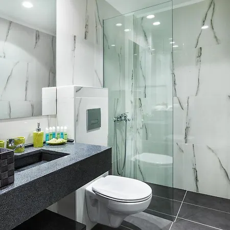 Nymphes Deluxe Pefkochori