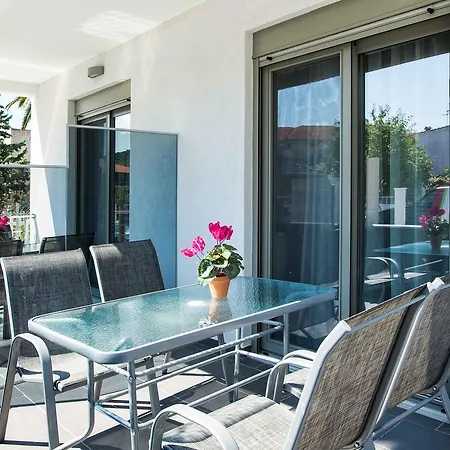 Nymphes Deluxe Hotel